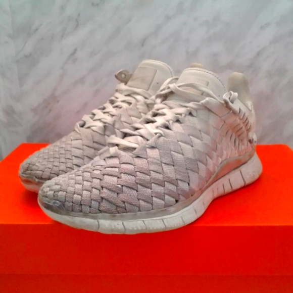 Nike Womens Free Inneva Woven Running Trainers 833803-100 Sneakers Shoes sz 7 - Picture 1 of 5